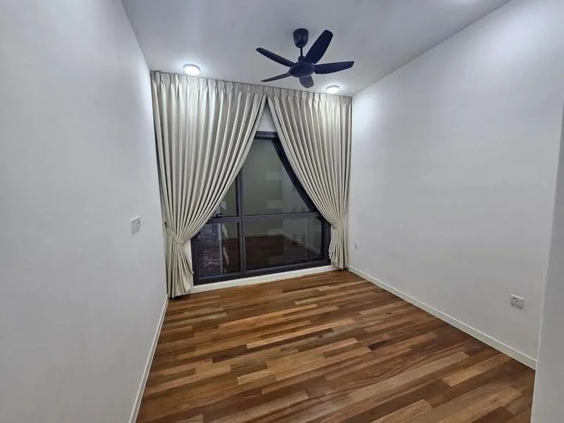 Room features: white painted walls, wooden flooring, 5-blade ceiling fan, floor-to-ceiling windows, sheer curtains; style: modern.