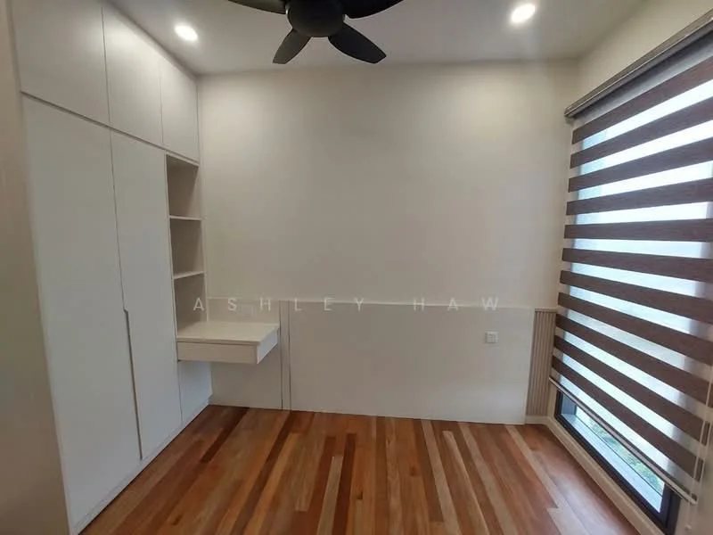 Room features: wooden flooring, white painted walls, built-in wardrobe with sliding doors, desk with drawer, ceiling fan, roller blinds, large window, recessed lighting; style: modern.