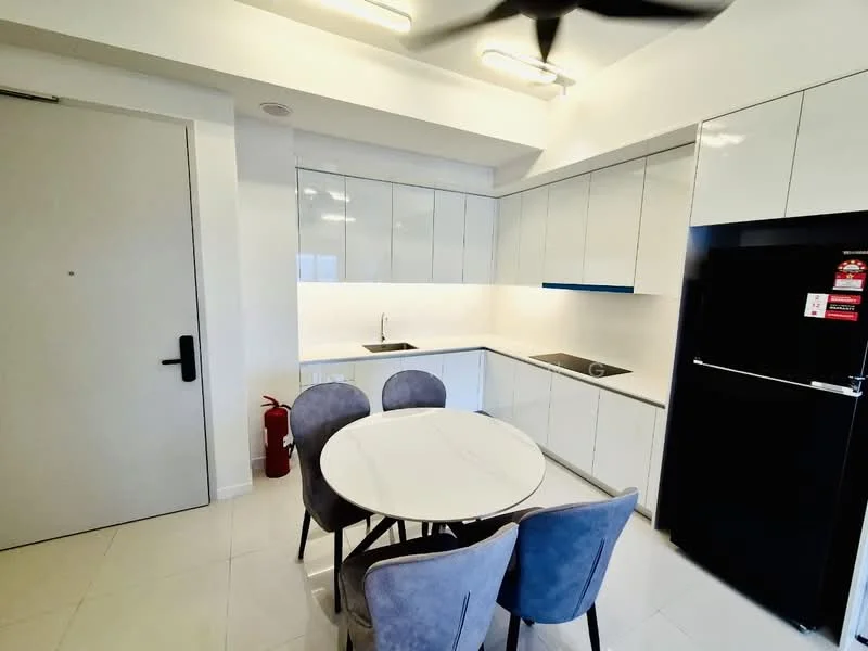 Kitchen features: white glossy cabinetry, marble dining table, 4 upholstered dining chairs in grey, single-bowl stainless-steel sink, chrome pull-down faucet, built-in stove, black refrigerator, white tiled backsplash, white tiled flooring, recessed LED downlights, ceiling fan; style: modern.