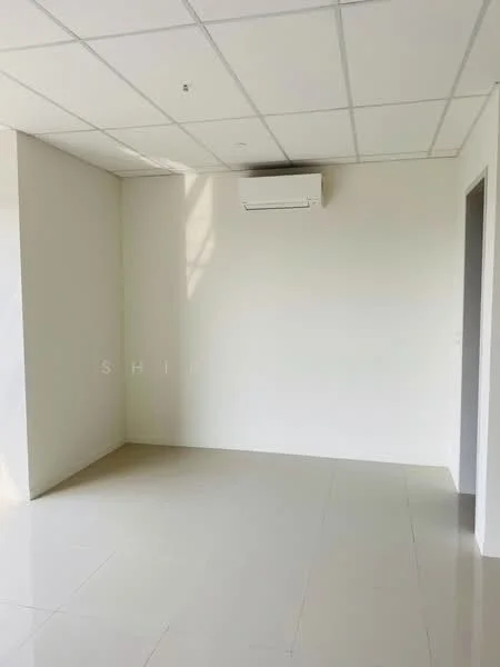 Room features: white painted walls, tile flooring, 1 wall-mounted split AC, drop ceiling with fluorescent lights.