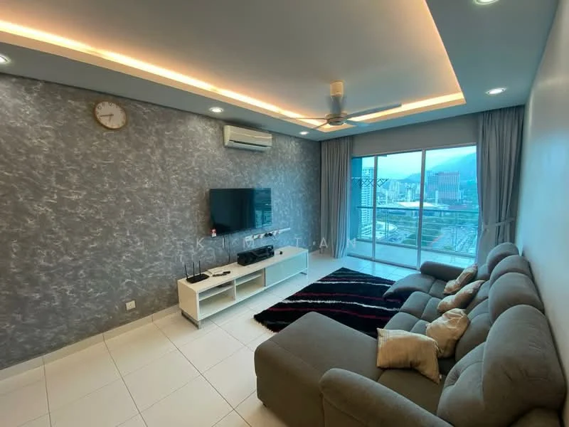 Living features: grey accent wall, white painted walls, recessed downlights, 5-blade ceiling fan with light, floor-to-ceiling windows, sliding glass door, white TV console, wall-mounted TV, area rug with geometric pattern, L-shape sectional sofa in grey, decorative cushions; style: modern; view: city.