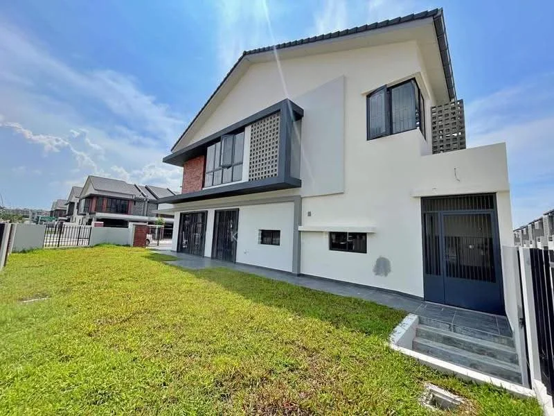 Exterior type: detached bungalow; features: white painted facade, exposed brick accents, large floor-to-ceiling windows, sliding glass doors, flat roof, manicured lawn, paved walkway, surrounded by greenery; style: modern.