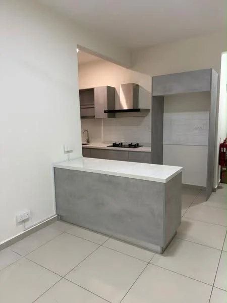 Kitchen features: grey cabinetry, white countertop, stainless-steel sink, chrome pull-down faucet, built-in gas hob, exhaust hood, tile backsplash, ceramic tile flooring, open layout, wall-mounted cabinets, kitchen island, neutral wall colour, recessed lighting; style: modern.