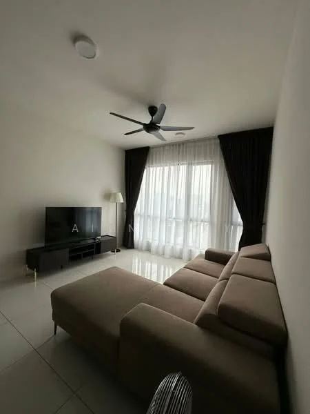 Living features: 3-seater fabric sofa in beige, floor-to-ceiling windows, sheer curtains, blackout curtains, TV console, wall-mounted TV, ceiling fan with 3 blades, recessed downlights, polished tile flooring, decorative lamp, area rug; style: modern.