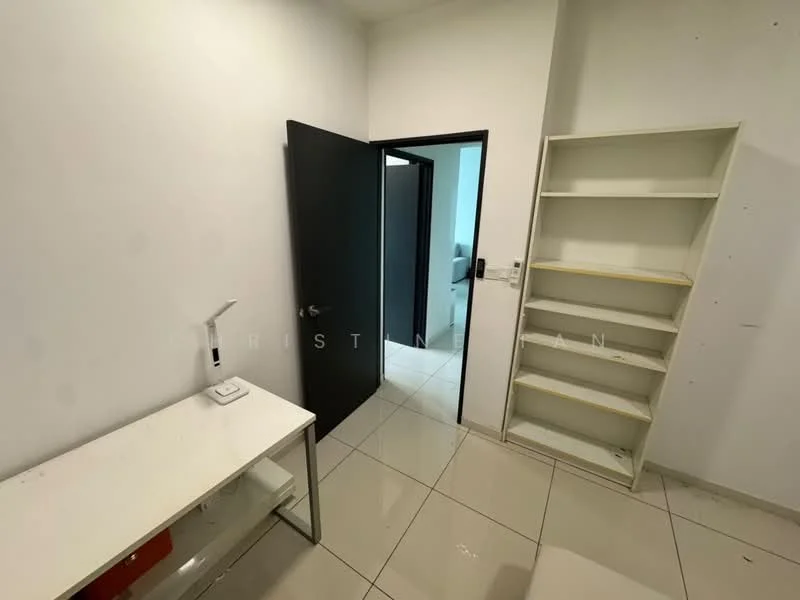 Emira Residence, Seksyen 13, Shah Alam — view 2 of 5 in Emira Residence — for Rent