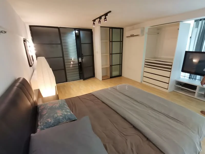 Bedroom features: queen-size bed, upholstered headboard, 2 bedside lamps, built-in wardrobe with sliding doors, chest of drawers, wall-mounted TV, wooden flooring, recessed ceiling lights, air conditioning unit; style: modern.