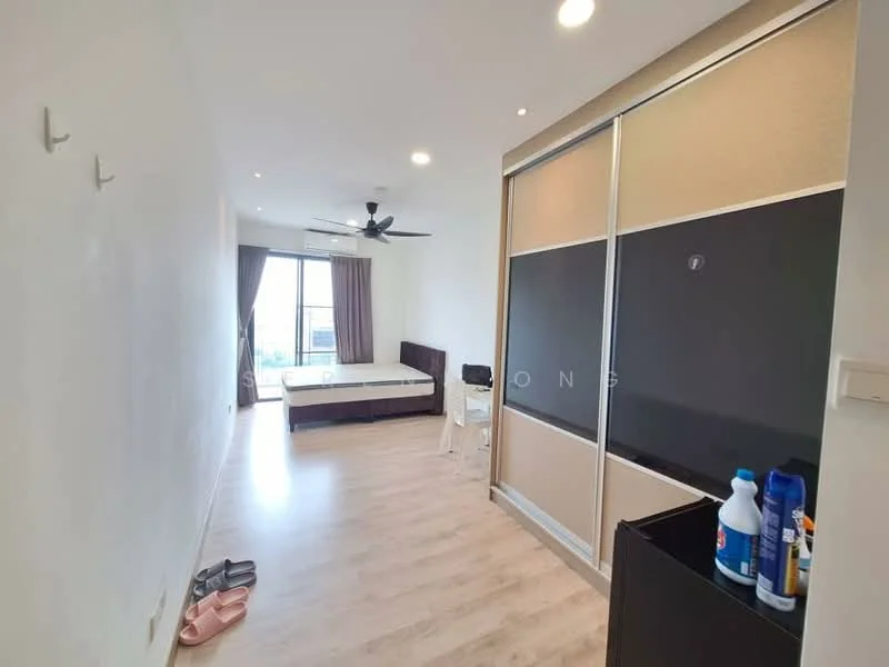 Emporis, Kota Damansara — view 1 of 5 in Persiaran Surian — for Rent
