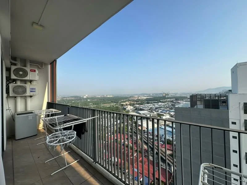 Room features: balcony with railing, floor-to-ceiling sliding glass door, 2 wall-mounted split AC units, outdoor drying rack, tile flooring, city view, laundry area with washing machine, outdoor seating area; style: modern; view: city.
