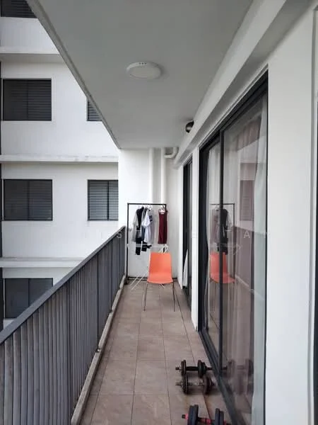 Emporis, Kota Damansara — view 2 of 5 in Emporis — for Rent