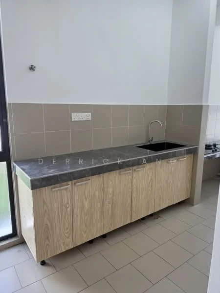 Kitchen features: laminate cabinetry in light wood finish, grey granite countertop, single-bowl stainless-steel sink, chrome pull-down faucet, wall-mounted tiles in beige, ceramic tile flooring, gas stove with burner, window for natural light; style: modern.