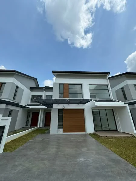 Exterior type: semi-detached house; features: white painted facade, wooden garage door, flat roof, two-storey structure, manicured lawn, concrete driveway, large windows, balcony with railing, modern architectural design; style: modern.