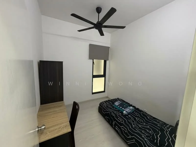 Bedroom features: single bed with patterned bedding, wooden study desk, black chair, 5-blade ceiling fan, white painted walls, light-colored flooring, window with roller blinds, built-in wardrobe; style: modern.