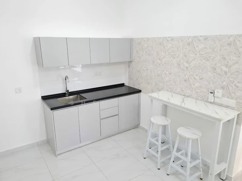Kitchen features: grey cabinetry, black countertop, single-bowl stainless-steel sink, chrome pull-down faucet, white tiled backsplash with floral pattern, white walls, white floor tiles, two white bar stools, breakfast bar, built-in cabinets; style: modern.