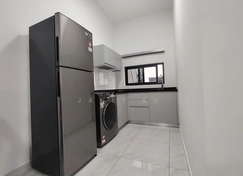 Equine Residence, Seri Kembangan — view 2 of 5 in Equine Residence — for Rent