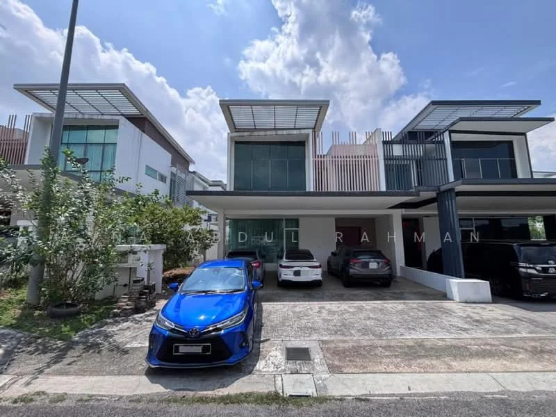 Exterior type: linked terrace house; features: white painted facade, flat roof, two-storey structure, large glass windows, horizontal slats for shading, manicured front lawn, driveway with interlocking pavers, car porch, surrounded by greenery, urban context; style: modern.