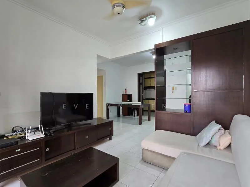 Living features: 3-seater fabric sofa in light grey, coffee table, TV console, wall-mounted TV, ceiling fan with light, white painted walls, tile flooring, built-in shelving unit, decorative wall panel, area rug; style: modern. Room features: dining table, bookshelves, open layout.