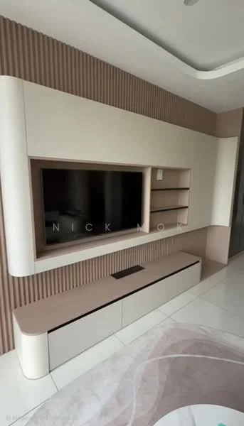 Living features: built-in TV unit with storage, wall-mounted TV, light-colored cabinetry, textured wall paneling, recessed lighting, white tiled flooring, decorative area rug, neutral color palette; style: modern.
