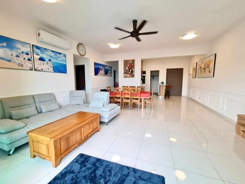 Living features: light grey fabric sectional sofa, wooden coffee table, white walls with wainscoting, glossy white tile flooring, 5-blade ceiling fan, wall-mounted air conditioning unit, framed artwork on walls, area rug with geometric pattern, dining area with wooden dining table and chairs, wall clock, decorative map on wall; style: modern.