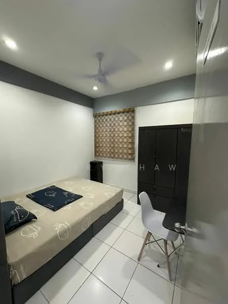 Bedroom features: queen-size bed with beige bedding, white walls, grey accent wall, ceiling fan, built-in wardrobe in dark wood, study desk with white chair, window with wooden blinds, tile flooring; style: modern.