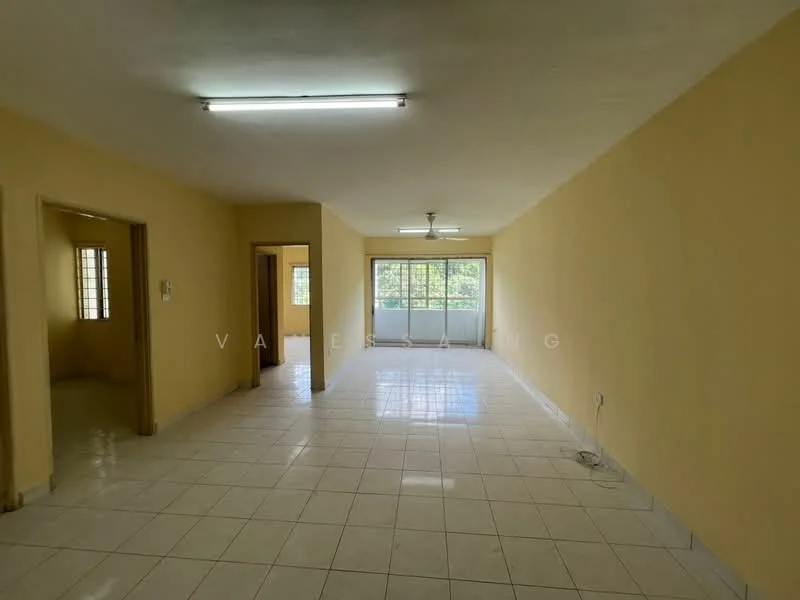 Flora Damansara Apartment, Damansara Perdana