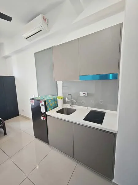 Kitchen features: grey upper cabinets, white lower cabinets, stainless-steel sink, chrome pull-down faucet, black induction cooktop, built-in refrigerator, white countertop, ceramic tile flooring, wall-mounted split AC, glass backsplash; style: modern.