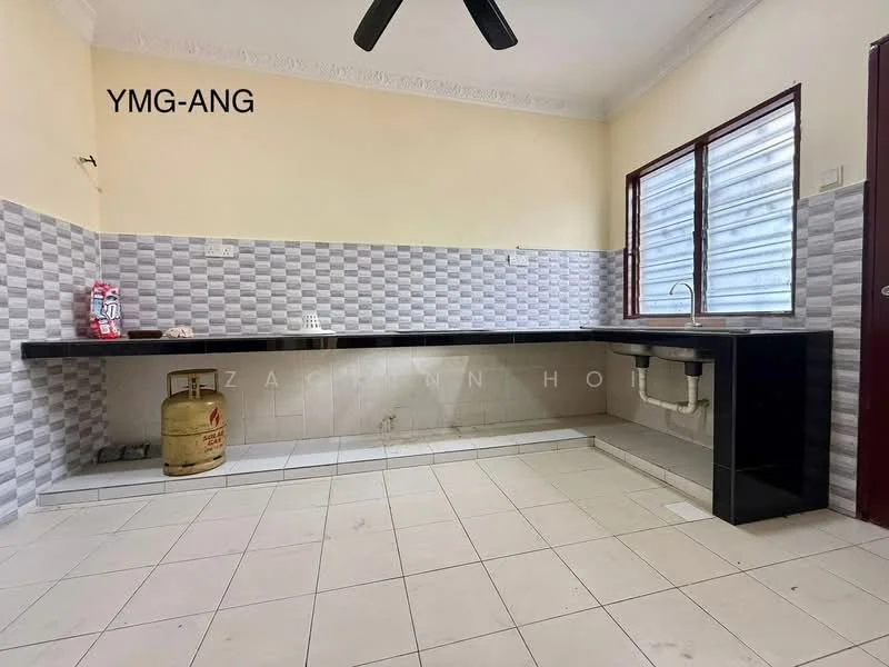 Kitchen features: black granite countertop, grey tiled backsplash, white tiled walls, white tiled flooring, single-bowl stainless-steel sink, chrome faucet, kitchen cabinetry, gas cylinder, window with metal grille, ceiling fan.