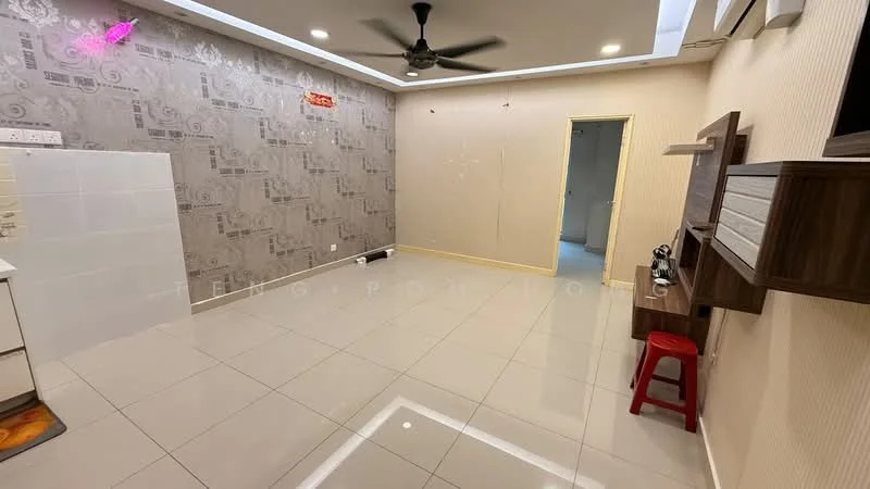 Room features: light grey tiled flooring, cream painted walls, feature wall with patterned wallpaper, ceiling with recessed lighting, 5-blade ceiling fan, doorway leading to another room, wall-mounted storage unit, red plastic stool; style: modern.