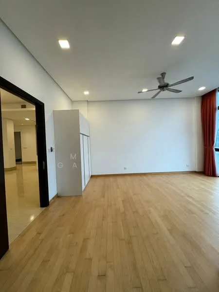 Living features: light wood flooring, white painted walls, recessed LED downlights, 5-blade ceiling fan, floor-to-ceiling windows, red curtains, built-in cabinetry, open layout; style: modern.