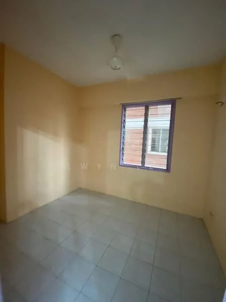 Room features: light yellow painted walls, white ceiling, ceiling fan, square ceramic tile flooring, single window with purple frame, natural light from window.