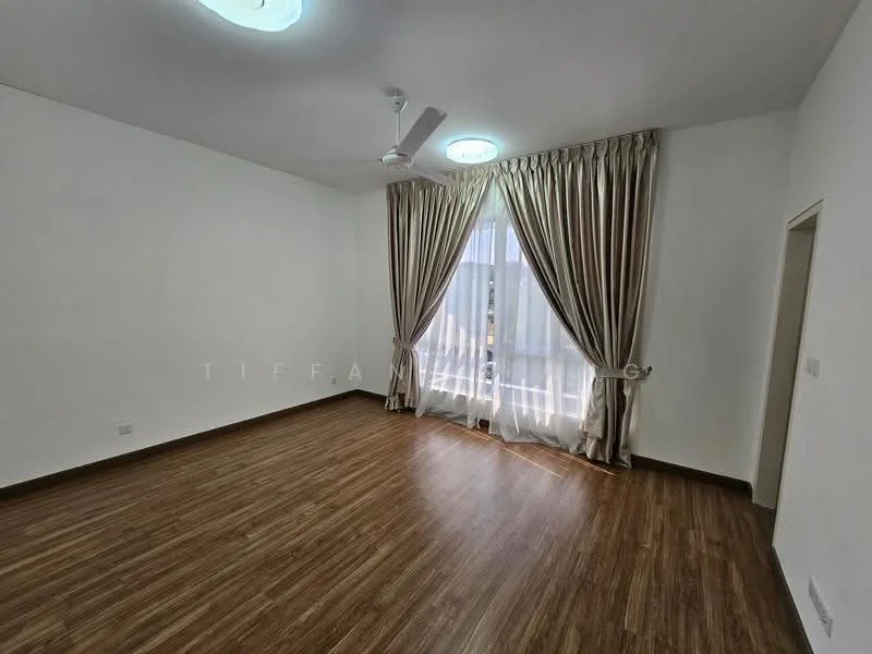 Garland Residence, Kota Emerald, Rawang — view 2 of 5 — for Rent