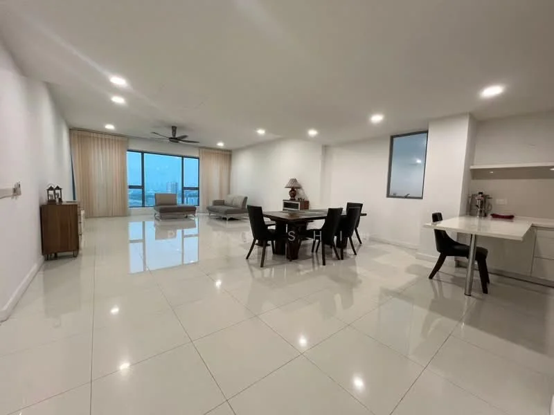 Gateway Kiaramas Residences, Mont Kiara — view 2 of 5 in Gateway Kiaramas Residences — for Rent