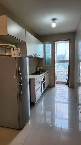 Kitchen features: stainless-steel fridge, built-in oven, 4-burner gas hob, stainless-steel range hood, white shaker cabinets, black countertop, white tiled backsplash, single-bowl stainless-steel sink, window with city view, light fixture on ceiling, ceramic tile flooring; style: modern; view: city.