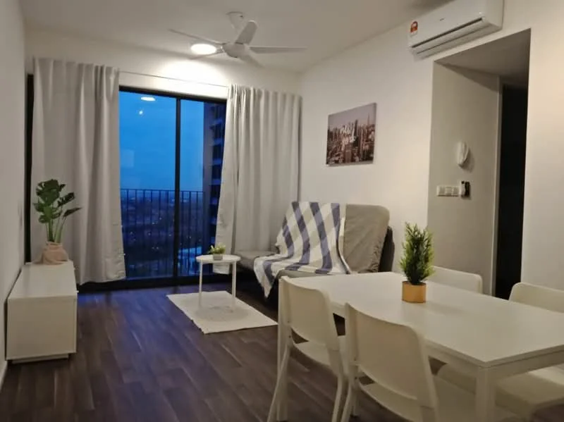 Living features: 5-blade ceiling fan with light, floor-to-ceiling windows, white painted walls, laminate flooring, sofa with throw blanket, coffee table, dining table with 4 chairs, decorative plant, area rug, wall-mounted air conditioning unit, curtains, framed artwork; style: modern; view: city.