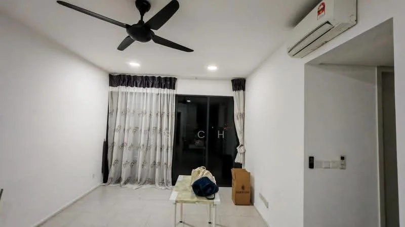 Living features: white painted walls, tile flooring, 5-blade ceiling fan, recessed LED downlights, floor-to-ceiling windows, sheer curtains, sliding glass door, air conditioning unit, coffee table, cardboard box; style: modern.