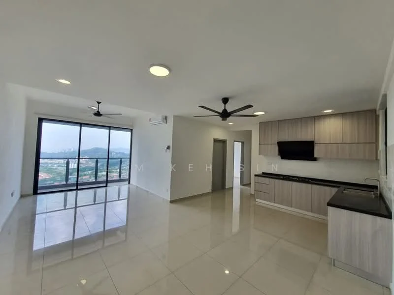 Living features: floor-to-ceiling windows, sliding glass door, 2 ceiling fans, recessed downlights, light-coloured wall, cream tiled flooring, open kitchen layout, kitchen cabinetry in light wood, black countertop, built-in wall-mounted TV, view of mountains, air conditioning unit; style: modern; view: mountain.