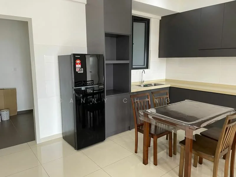 Kitchen features: black refrigerator, single-bowl stainless-steel sink, chrome pull-down faucet, laminate countertop in beige, dark cabinetry, dining table with four wooden chairs, white tiled walls, glossy tile flooring; style: modern.