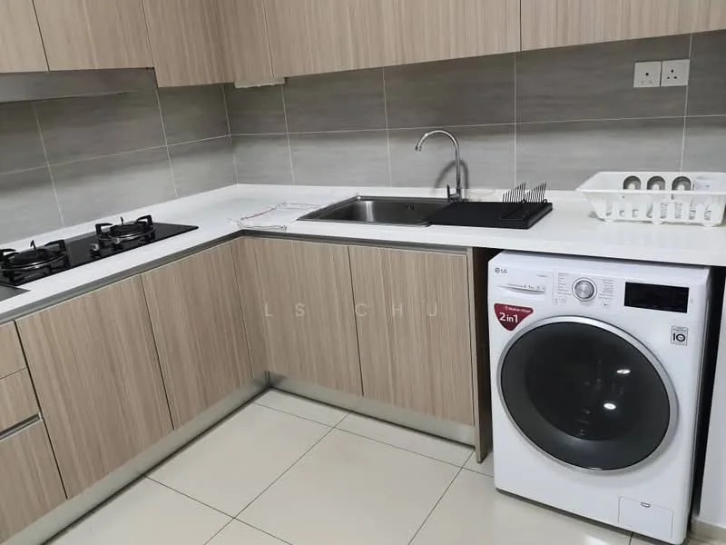 Kitchen features: laminate cabinetry in light wood finish, white quartz countertop, single-bowl stainless-steel sink, chrome pull-down faucet, 2-burner gas hob, built-in oven, front-load washing machine, white dish rack, grey tile backsplash, ceramic tile flooring, recessed downlights; style: modern.