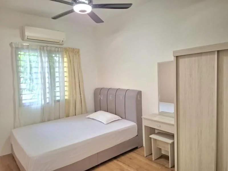 Bedroom features: queen-size bed with upholstered headboard, white bedding, wooden flooring, 5-blade ceiling fan with light, floor-to-ceiling window, sheer curtains, light-colored walls, built-in wardrobe, dressing table with mirror; style: modern; view: garden.