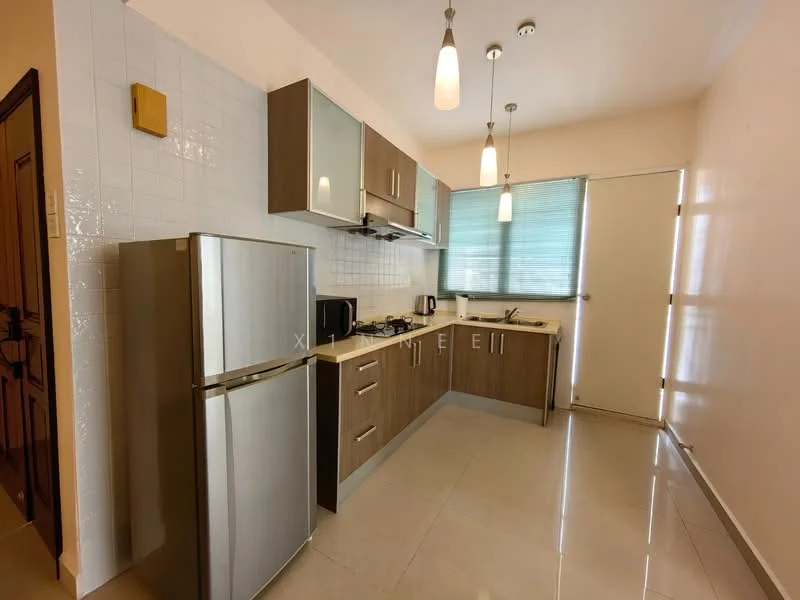Kitchen features: stainless-steel fridge, built-in oven, 4-burner gas hob, stainless-steel range hood, laminate countertop, white tiled backsplash, wood cabinetry, single-bowl stainless-steel sink, chrome pull-down faucet, pendant lighting, window with blinds, ceramic tile flooring; style: modern.