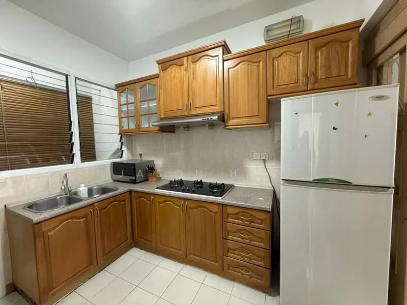Kitchen features: wood cabinetry, granite countertop, single-bowl stainless-steel sink, chrome pull-down faucet, 4-burner gas hob, built-in range hood, white fridge, ceramic tile flooring, window with blinds, wall-mounted cabinets, countertop space, tile backsplash; style: traditional.