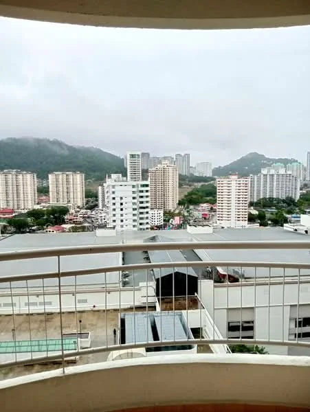 Room view: city.