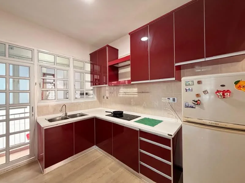 Kitchen features: red high-gloss cabinetry, white quartz countertop, single-bowl stainless-steel sink, chrome pull-down faucet, built-in electric cooktop, white refrigerator, tile backsplash, window with grid pattern, light wood flooring, under-cabinet lighting; style: modern.
