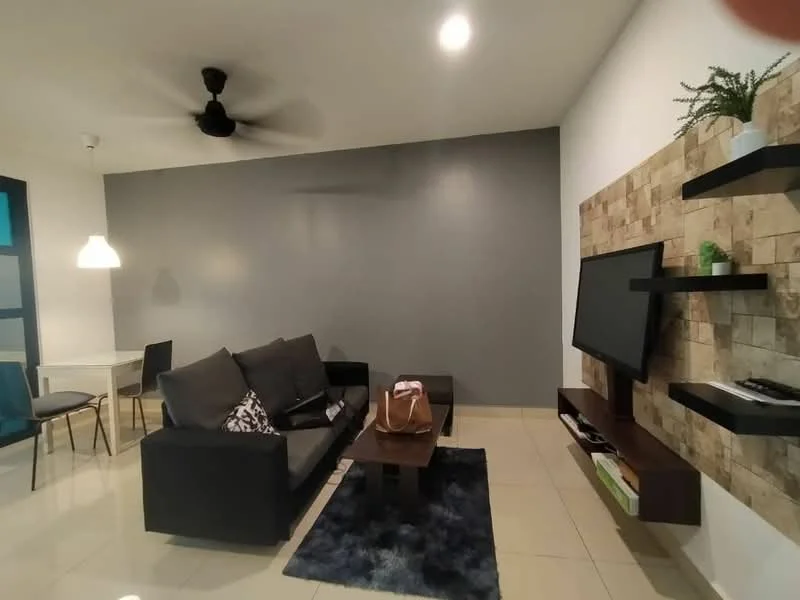Living features: 3-seater fabric sofa in dark grey, decorative cushions, coffee table, area rug with geometric pattern, wall-mounted TV, floating TV console, feature wall with stone cladding, ceiling fan, recessed downlights, dining table with 2 chairs in background, plant in ceramic pot; style: modern.