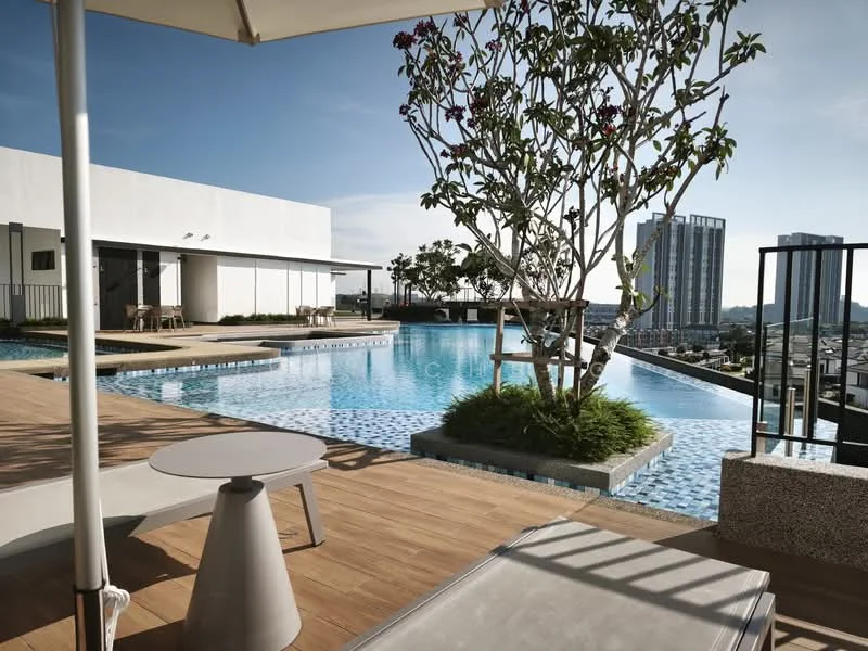 Exterior type: swimming pool deck; features: infinity pool, pool deck with loungers, wooden decking, landscaped garden with plants, modern architecture, surrounding city skyline, outdoor seating area, parasol for shade; style: modern.