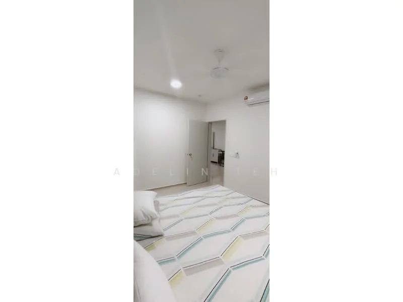 Room features: white painted walls, ceiling fan, wall-mounted split AC, light-colored flooring, area rug with geometric pattern, door leading to another room, window with no visible treatment.
