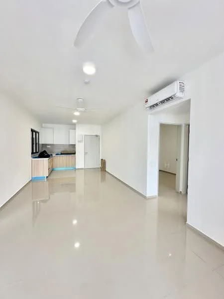 Living features: white painted walls, polished tile flooring, 5-blade ceiling fan, 1 wall-mounted split AC, recessed downlights, open layout, doorway leading to another room, kitchen area visible in background; style: modern.