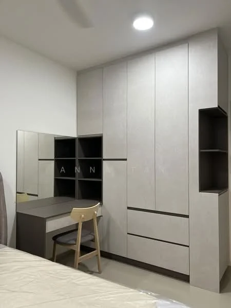 Bedroom features: built-in wardrobe with light wood finish, dark wood accents, desk with mirror, chair, neutral wall colour, recessed ceiling light, smooth flooring, minimalist design; style: modern.