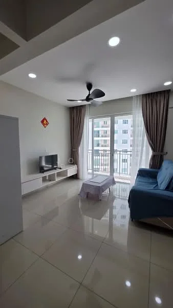 Living features: light grey walls, white ceiling with recessed downlights, large sliding glass door, floor-to-ceiling windows, curtains, 3-seater fabric sofa in blue, white coffee table, TV console, wall-mounted TV, polished ceramic tile flooring, ceiling fan; style: modern; view: city.