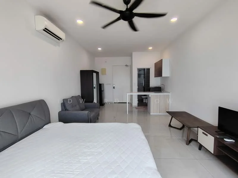 Living features: queen-size bed, upholstered headboard, 3-blade ceiling fan, wall-mounted split AC, grey fabric sofa, coffee table, TV console, wall-mounted TV, white walls, tile flooring, kitchenette with white cabinetry, dining table, refrigerator; style: modern.