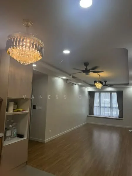 Living features: laminate flooring, white painted walls, tray ceiling, 2 ceiling fans, recessed LED downlights, 2 chandeliers, floor-to-ceiling windows, curtains, open layout; style: modern.